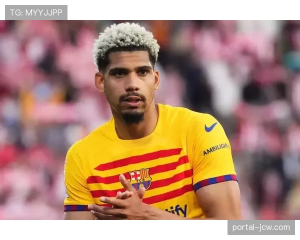 阿劳霍坚定留队意愿渴望在巴萨继续奋斗证明自身价值