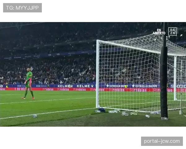 赫罗纳租借门将重伤引发连锁反应，紧急签下布兰科救火